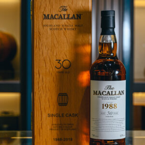 THE MACALLAN 30 YEAR OLD SINGLE MALT SHERRY OAK CASK WHISKY – 麥卡倫30年雪莉桶單一純麥威士忌 1988S